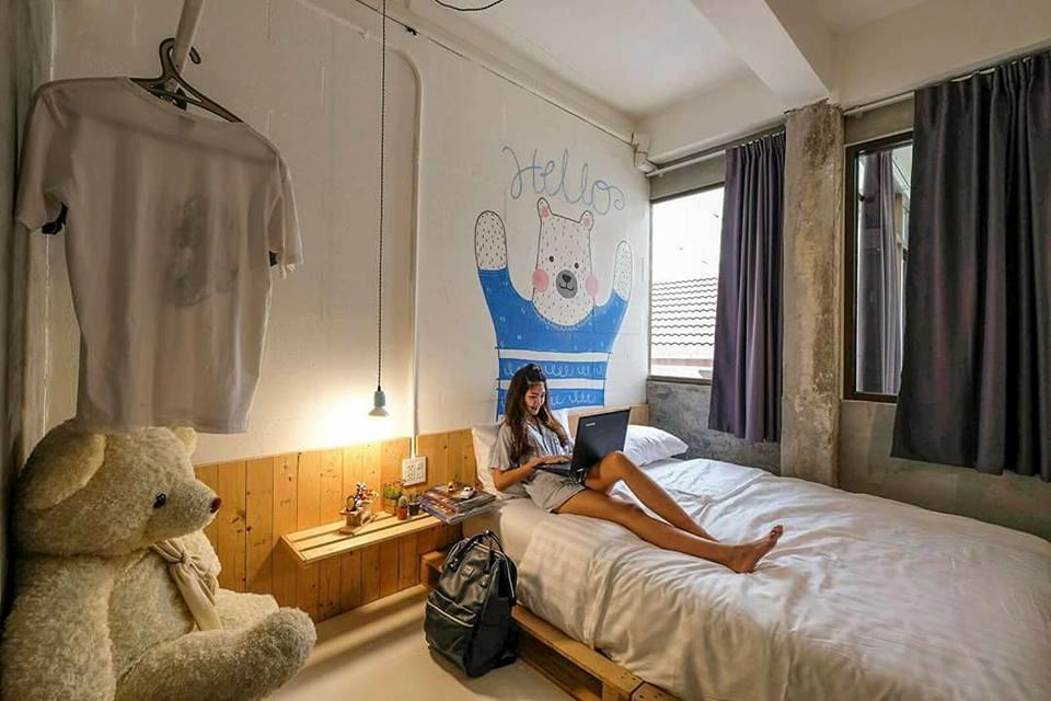 Pastelhouse Hostel (Adults Only) Bangkok Dış mekan fotoğraf